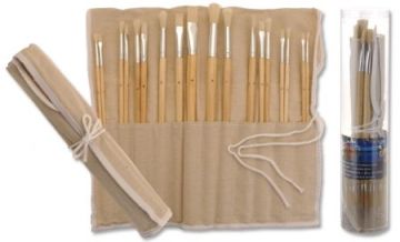 Четки 18 бр. с несесер от лен