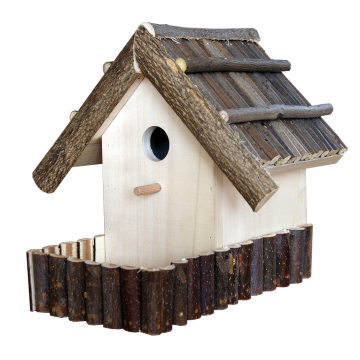 Къща за птици с ограда
